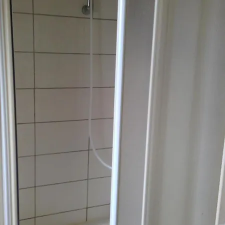 Privat Host *